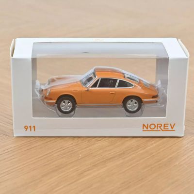 Металeн автомобил Porsche 911 1969 Bahama 1/43 Norev 750039