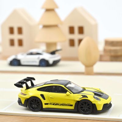 Металeн автомобил Porsche 911 GT3 RS 2022 Yellow 1/43 Norev 750063