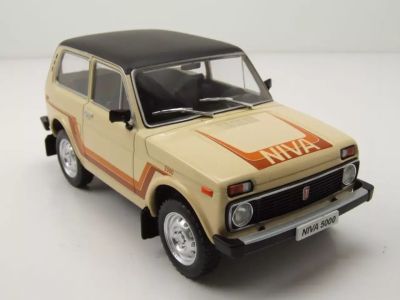 Метална кола Lada Niva 5000 Beige 1980 WHITE BOX 124224