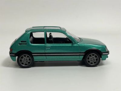Металeн автомобил Peugeot 205 GTi 1992 1/43 Norev 471717
