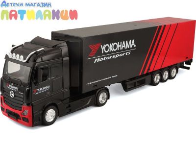 Метален камион с ремарке Mercedes Benz Actros Yokohama Bburago 1/43 