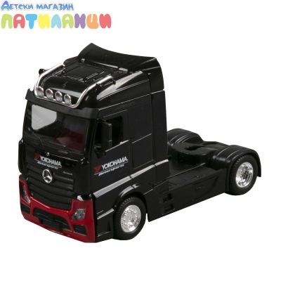 Метален камион с ремарке Mercedes Benz Actros Yokohama Bburago 1/43 
