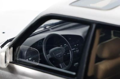 Колекционерски джип TOYOTA LAND CRUISER HDJ80 BEIGE 1992 OTTOMobile 1:18 - OT438