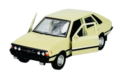 Метална кола FSO Polonez 1500 MR 1978 Welly 1:34  