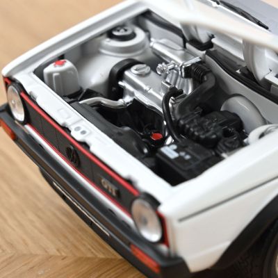 Метална кола VOLKSWAGEN Golf GTI 1977 Norev 1:18 - 188484