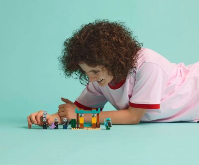 Конструктор LEGO Minecraft 21267 Пустинният патрул на злобарите