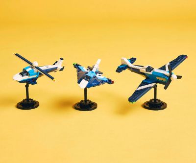 Конструктор LEGO Creator 31160 Летателни средства Състезателен самолет