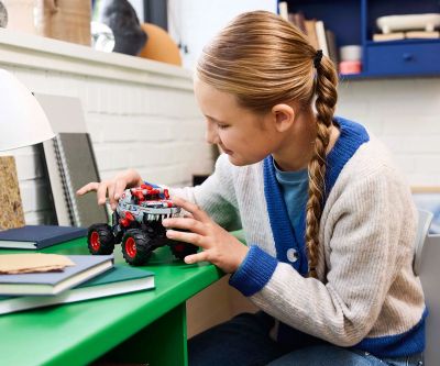 Конструктор LEGO Technic 42200 Monster Jam Thunderroarus с издърпване