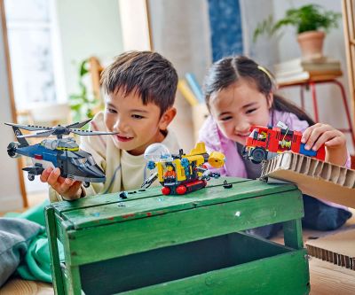 Конструктор LEGO City 60462 Хеликоптер, пожарна кола и подводница 