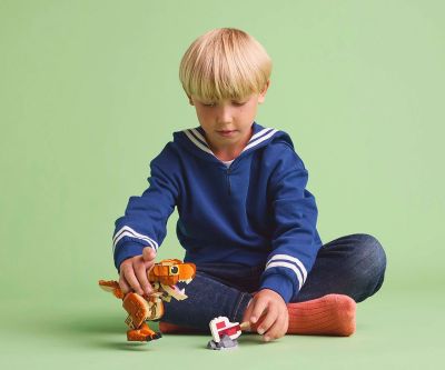 Конструктор LEGO Jurassic World 76967 Малката Ийти Тиранозавър рекс