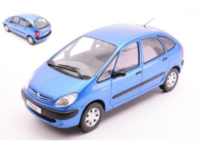 Метална кола Citroen Xsara Picasso 1999 WHITE BOX 124233