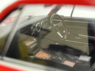 Метален автомобил Nissan Skyline GT-R KPGC10 Triple9 Collection 1:18 - T91800182