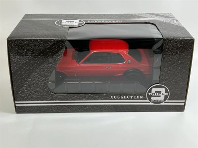 Метален автомобил Nissan Skyline GT-R KPGC10 Triple9 Collection 1:18 - T91800182