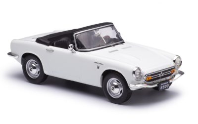 Метален автомобил Honda S800 Convertible 1966 Triple9 Collection 1:18 - T91800192