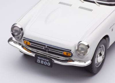 Метален автомобил Honda S800 Convertible 1966 Triple9 Collection 1:18 - T91800192