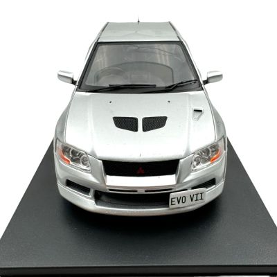 Метална кола Mitsubishi Lancer Evolution VII 2001 WHITE BOX 124204