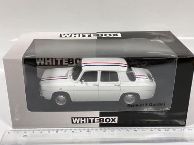 Метална кола Renault 8 Gordini 1964 WHITE BOX 124206