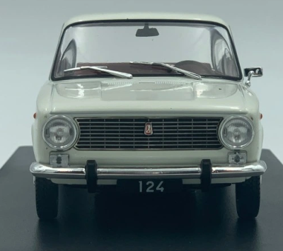 Метална кола Fiat 124 White 1970 WHITE BOX 124230