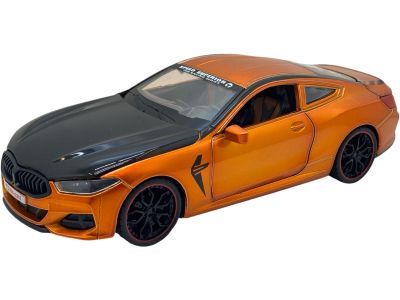 Метален автомобил БМВ М8 със звук и светлини 1/24 