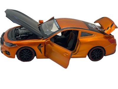 Метален автомобил БМВ М8 със звук и светлини 1/24 