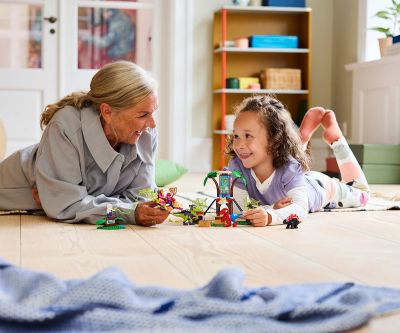 Конструктор LEGO Spidey 11200 Битката с раптори на Спайди и Гоби в щаба в дървесната къща