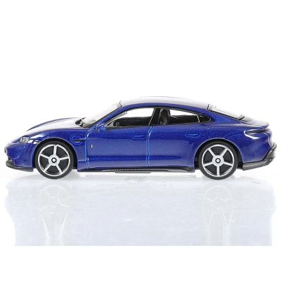 Метална кола Porsche Taycan Turbo S 1:43 Bburago