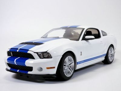 Метална кола Shelby GT500 Performance 2011 Greenlight 13674 - 1:18