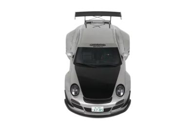 Умален модел Porsche 911 RWB Abu Dhabi Silver 2024 GT SPIRIT GT483 - 1:18