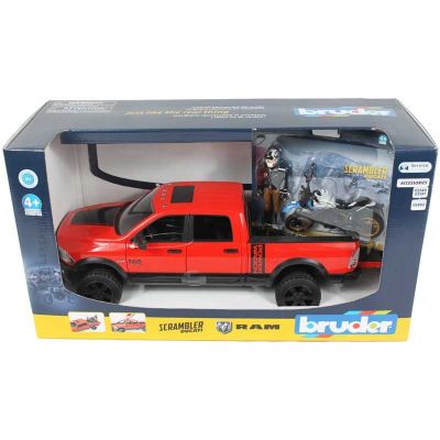 Джип пикап RAM 2500 с мотоциклет Ducati Scrambler Bruder 02502