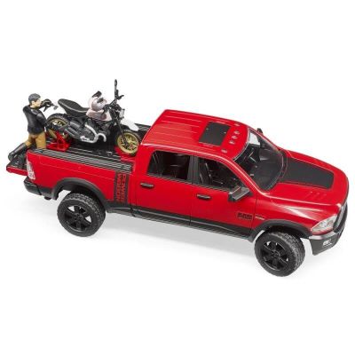 Джип пикап RAM 2500 с мотоциклет Ducati Scrambler Bruder 02502