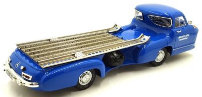 Метална кола Mercedes-Benz Racing Transporter The Blue Wonder 1955 WERK83 W1801701 - 1:18